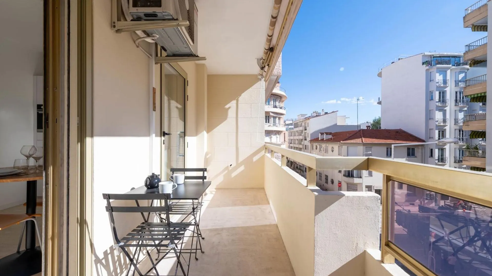 Studio With Terrace 2 Minutes From La Croisette Cannes Apartment